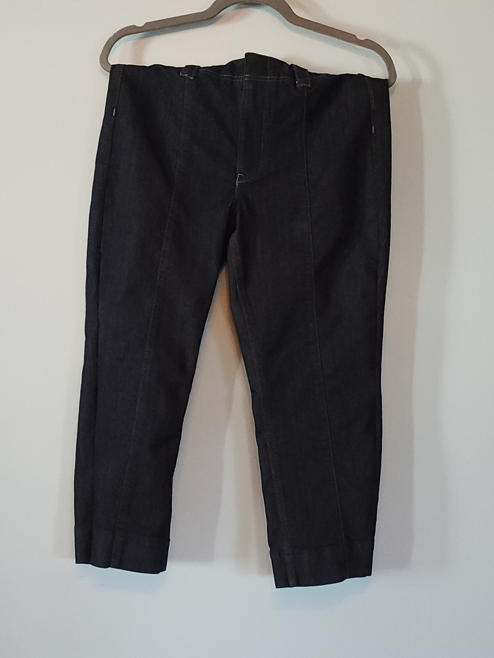 Pilcro Black Ankle Crop Jeans